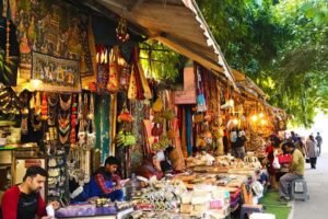 janpath-market-delhi-header-delhi-tourism.jpg